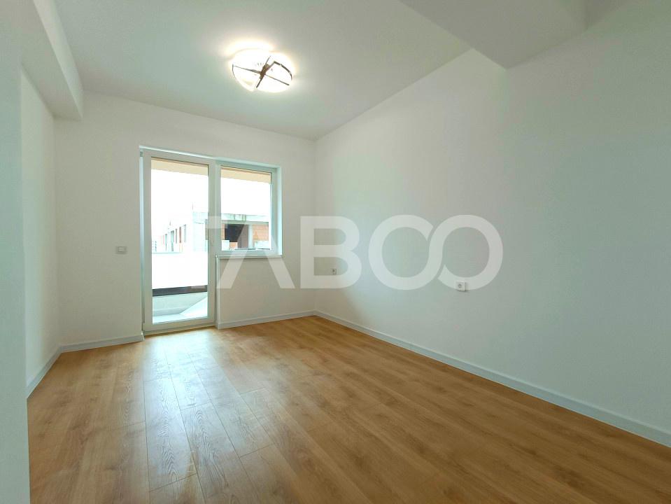 Apartament spatios cu 3 camere si bucatarie separata - bloc cu lift