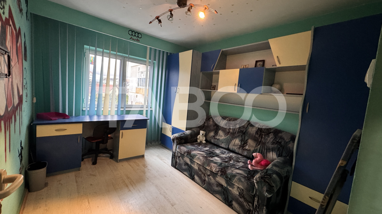 Apartament spatios cu 4 camere mobilat utilat 80mpu Turnisor Sibiu