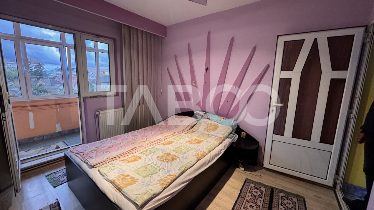 Apartament spatios cu 4 camere mobilat utilat 80mpu Turnisor Sibiu