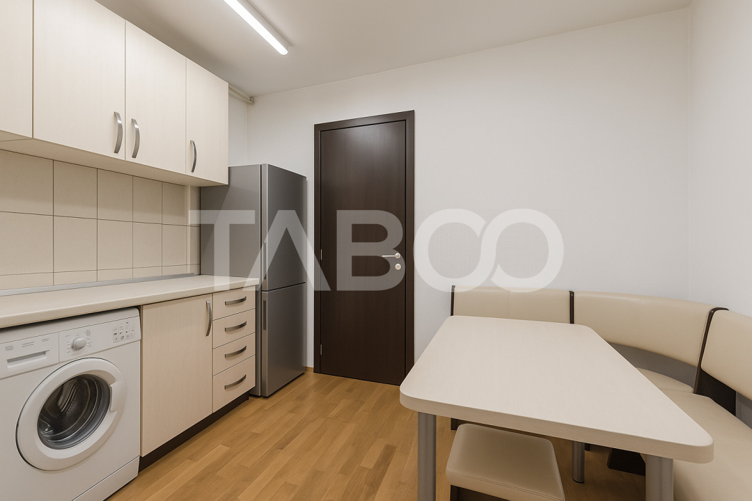 Apartament spatios de vanzare cu 3 camere balcon zona Rahovei