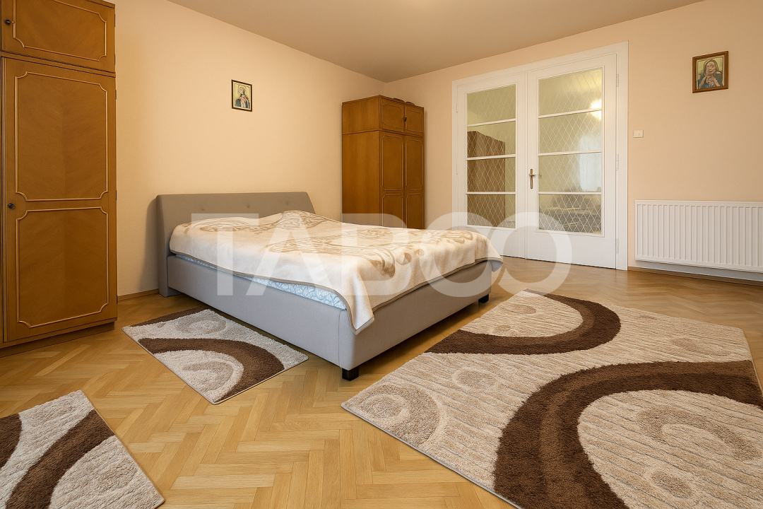 Apartament spatios de vanzare cu 3 camere la etajul 1 in Orasul de Jos