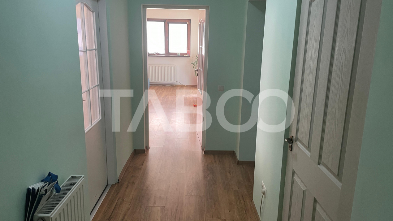 Apartament spatios de vanzare cu terasa si gratar in Arhitectilor