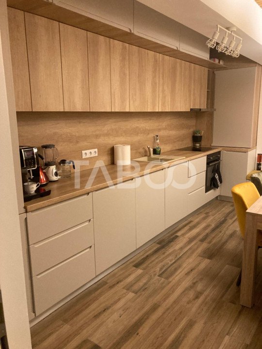 Apartament spatios decomandat 3 camere de inchiriat in Turnisor