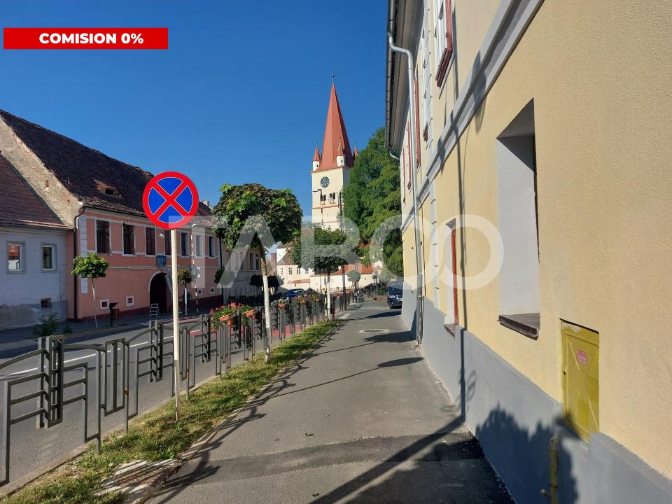 Apartament spatios la casa 97 mpu 3 camere 20 mp gradina pivnita 
