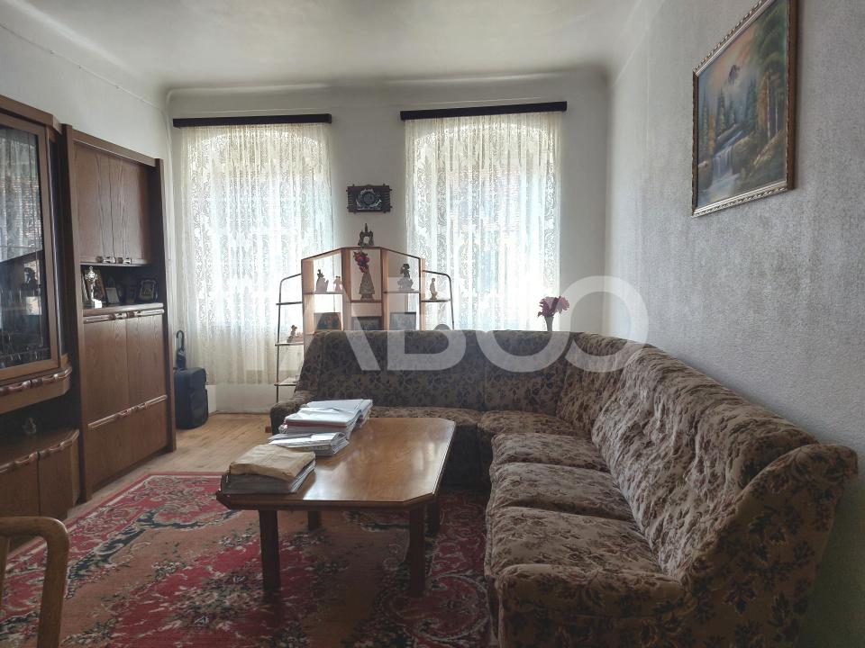 Apartament spatios la casa 97 mpu 3 camere 20 mp gradina pivnita 