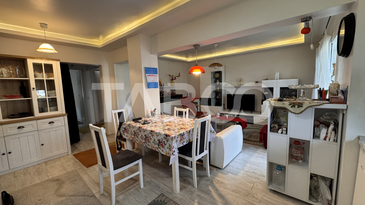 Apartament superb cu 4 camere mobilat utilat 80mp balcon Vasile Aaron in Sibiu - Vasile Aaron