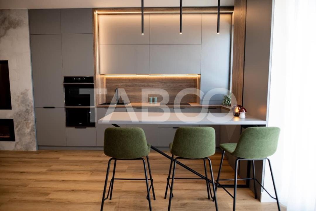 Apartament superb la prima inchiriere 3 camere 2 bai lift si 2 parcari