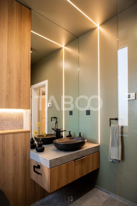 Apartament superb la prima inchiriere 3 camere 2 bai lift si 2 parcari