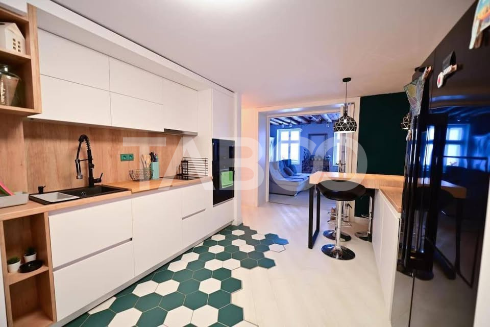 Apartament ultrafinisat de vanzare 2 camere Centrul Istoric din Sibiu