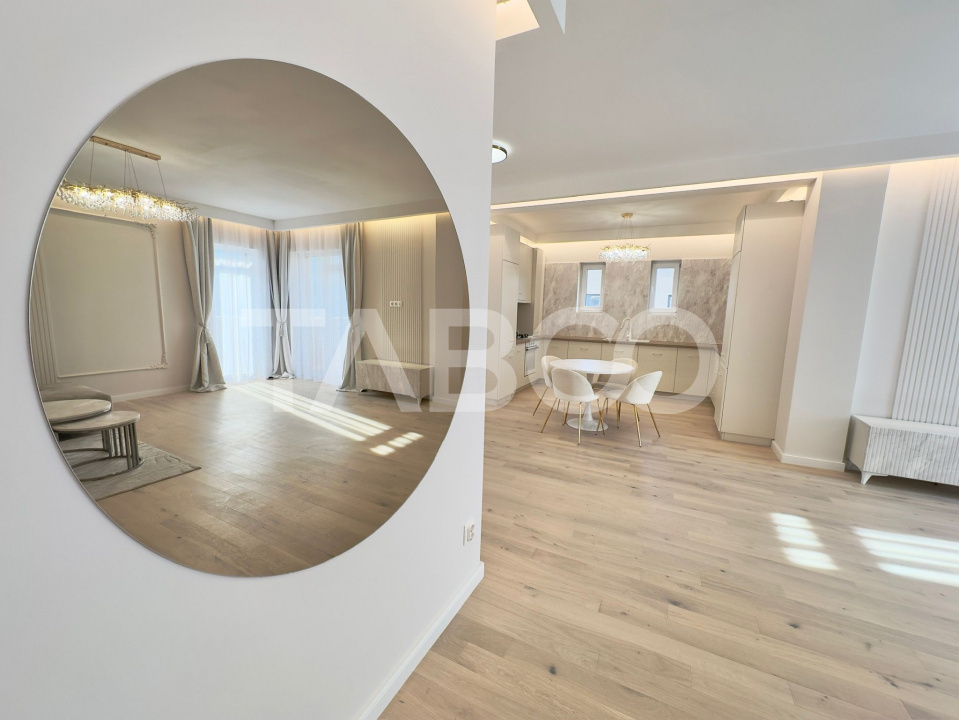 Apartament ultrafinisat tip penthouse de vanzare cu 3 camere Floresti