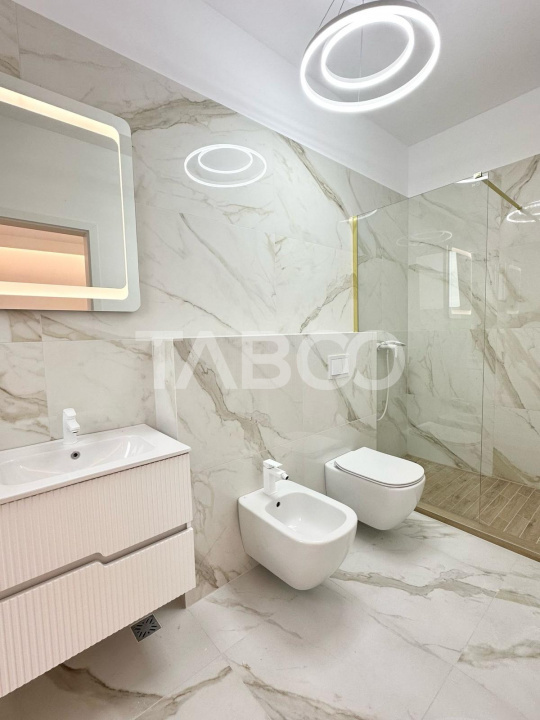 Apartamnent ultramodern cu 3 camere de tip penthouse in Floresti
