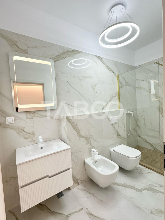 Apartamnent ultramodern cu 3 camere de tip penthouse in Floresti