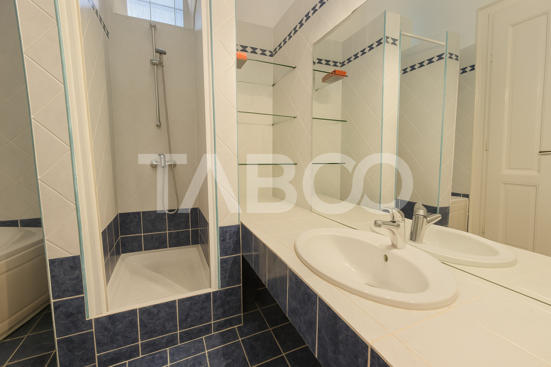 Bulevardul Victoriei 12 - apartament 3 camere de vanzare curte garaj