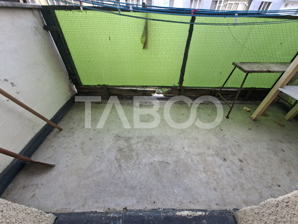 Cenusareasa apartamentelor - renovabil- balcon pivnita Mihai Viteazul