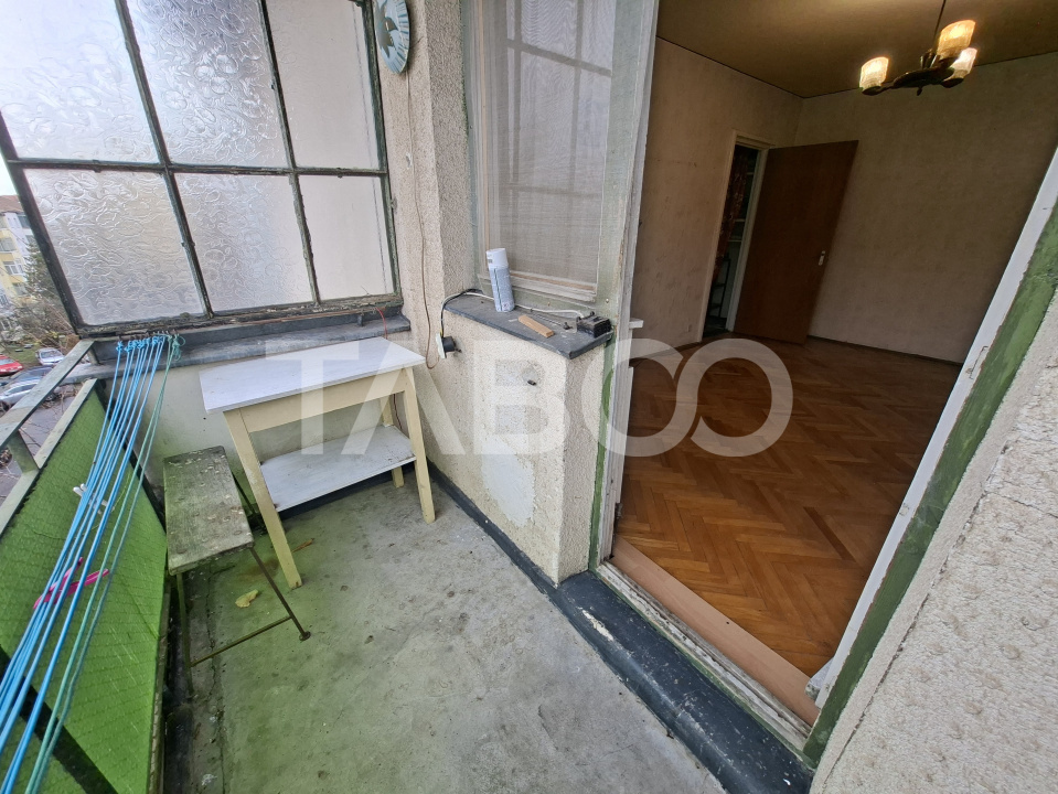 Cenusareasa apartamentelor - renovabil- balcon pivnita Mihai Viteazul