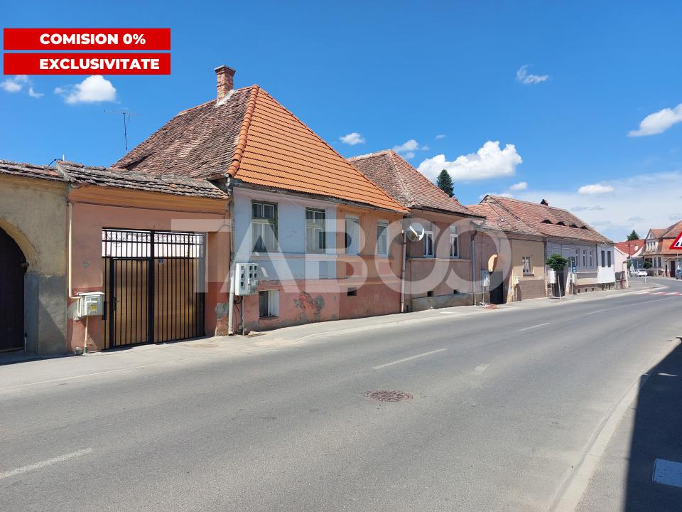 Comision 0-Apartament 2 camere 37mp la casa necesita renovare Cisnadie