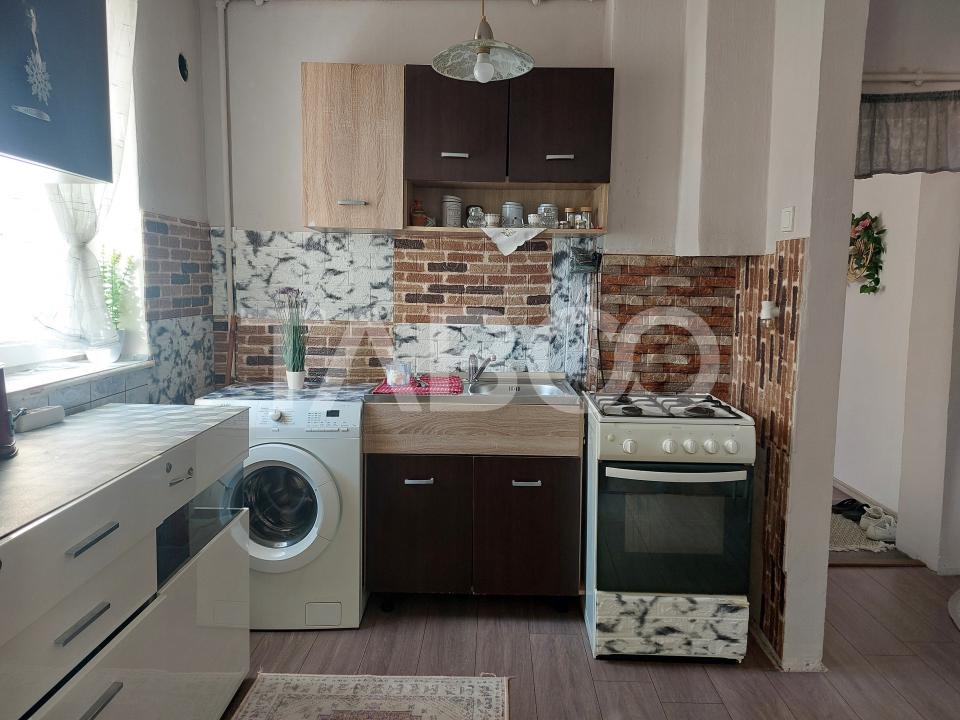 Comision 0%  Apartament 3 camere 43 mpu etaj 1 Piata Noua Cisnadie