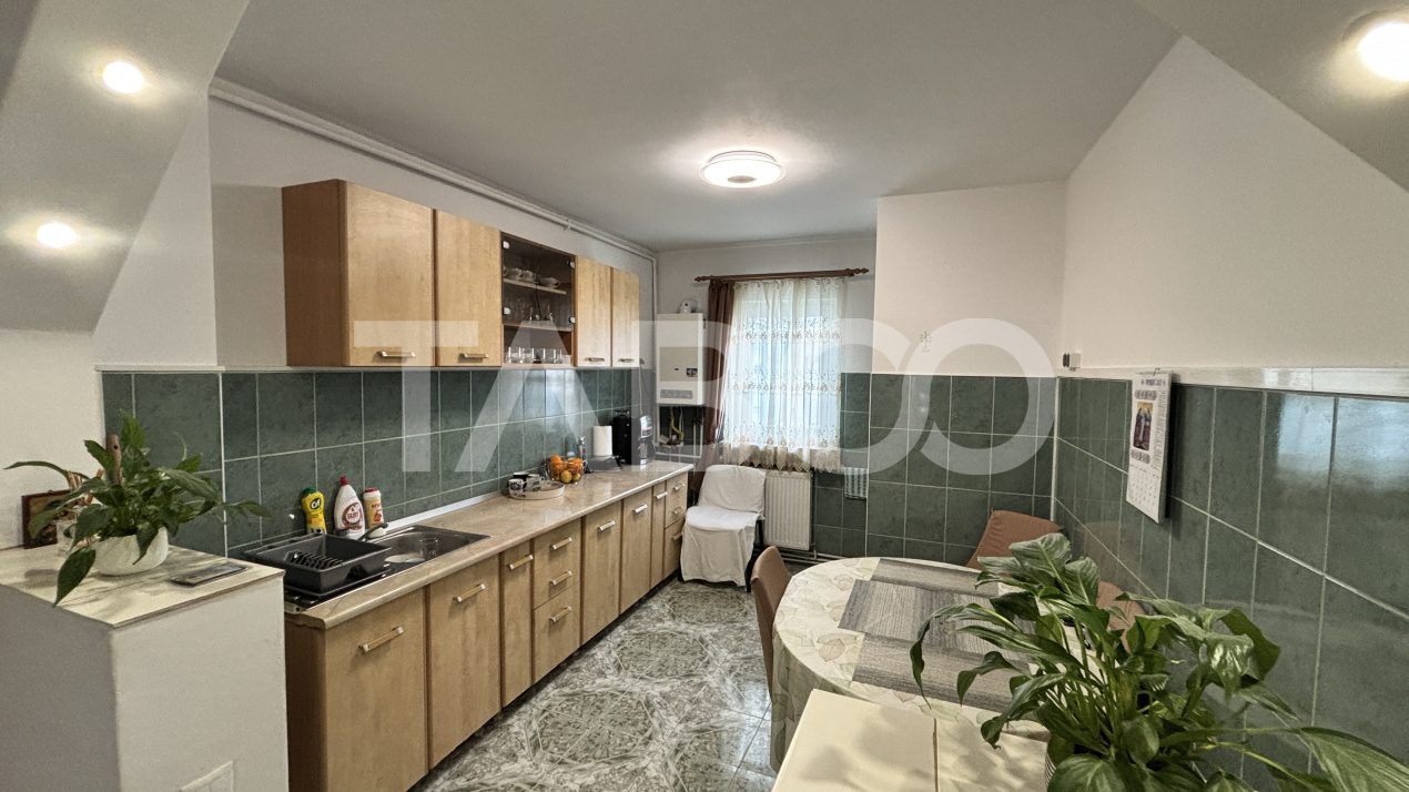COMISION 0% Apartament 4 camere 78 mpu cu pivnita zona Strand