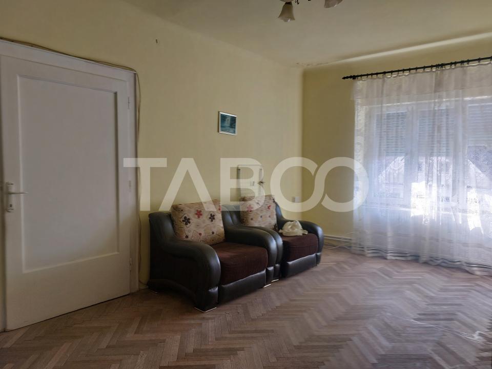 COMISION 0% Apartament 88 mp 3 camere pivnita gradina central Cisnadie