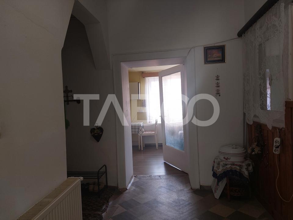 COMISION 0% Apartament 88 mp 3 camere pivnita gradina central Cisnadie