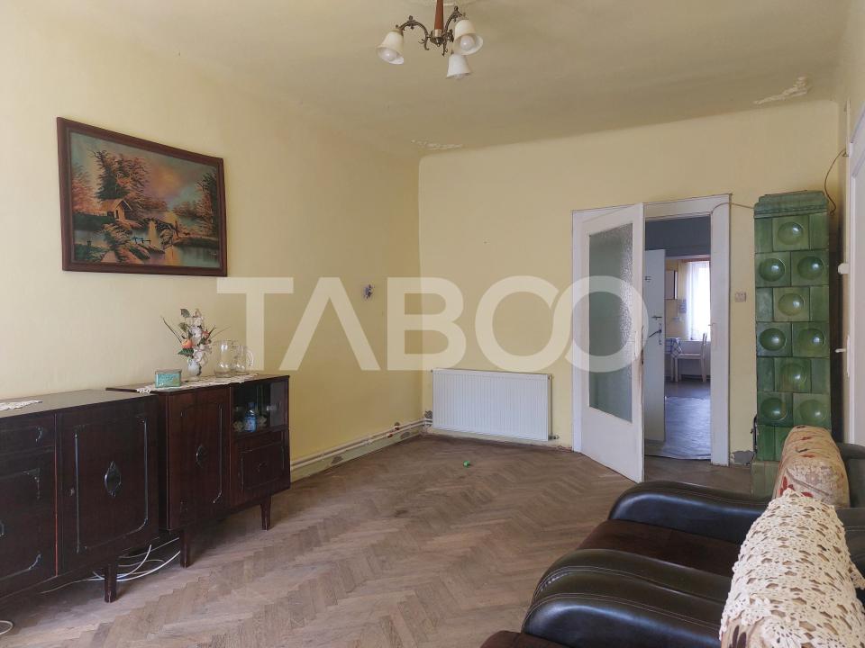 COMISION 0% Apartament 88 mp 3 camere pivnita gradina central Cisnadie