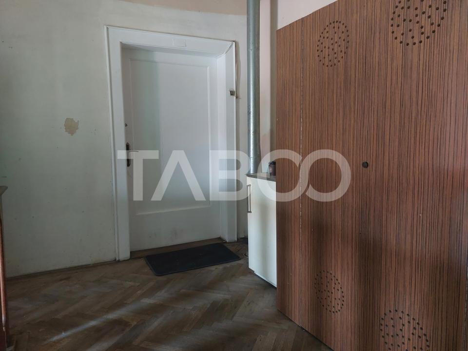 COMISION 0% Apartament 88 mp 3 camere pivnita gradina central Cisnadie