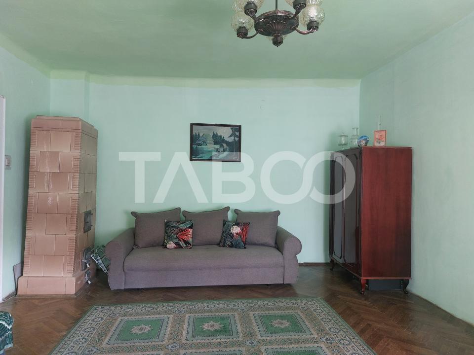 COMISION 0% Apartament 88 mp 3 camere pivnita gradina central Cisnadie
