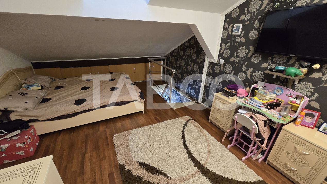 COMISION 0% - Apartament cu 3 camere de vanzare - Zona Lazaret