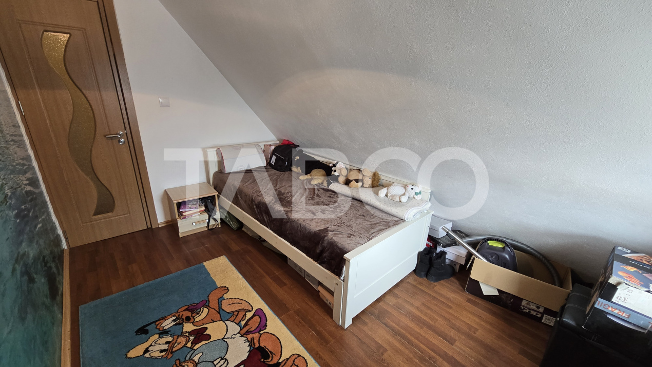 COMISION 0% - Apartament cu 3 camere de vanzare - Zona Lazaret