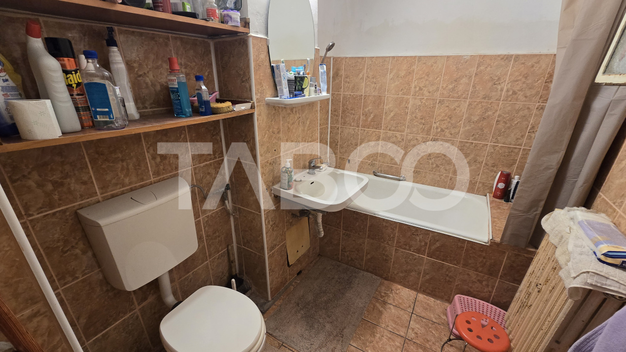 COMISION 0%-Apartament de vanzare 3 camere decomandate zona Siretului