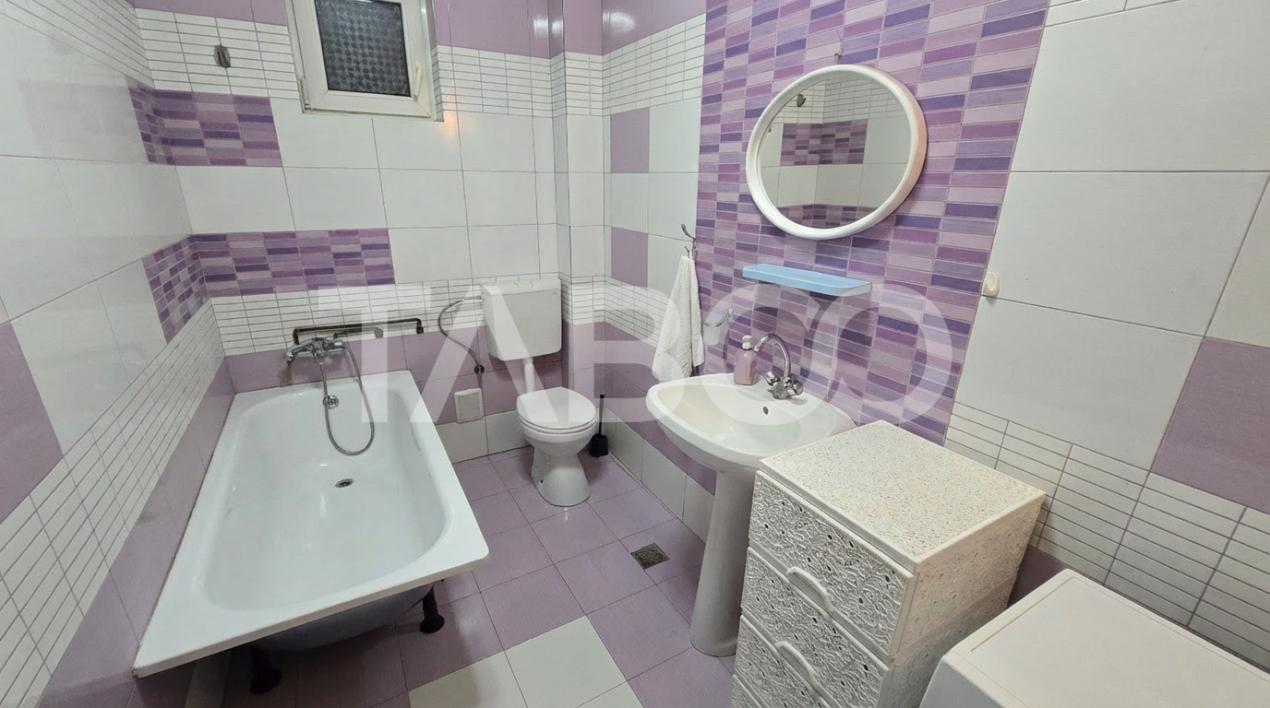 COMISION 0% Apartament de vanzare 4 camere 98mp 2 bai parcare Lupeni