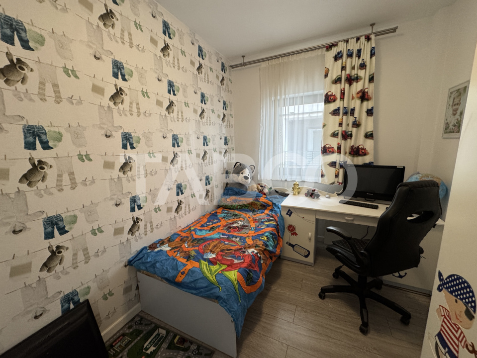 COMISION 0- Apartament decomandat 3 camere balcon etaj 1 Arhitectilor