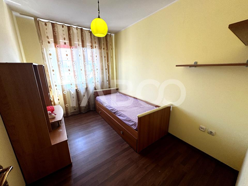 COMISION 0 - Apartament decomandat 4 camere 90 mpu Vasile Aaron Sibiu