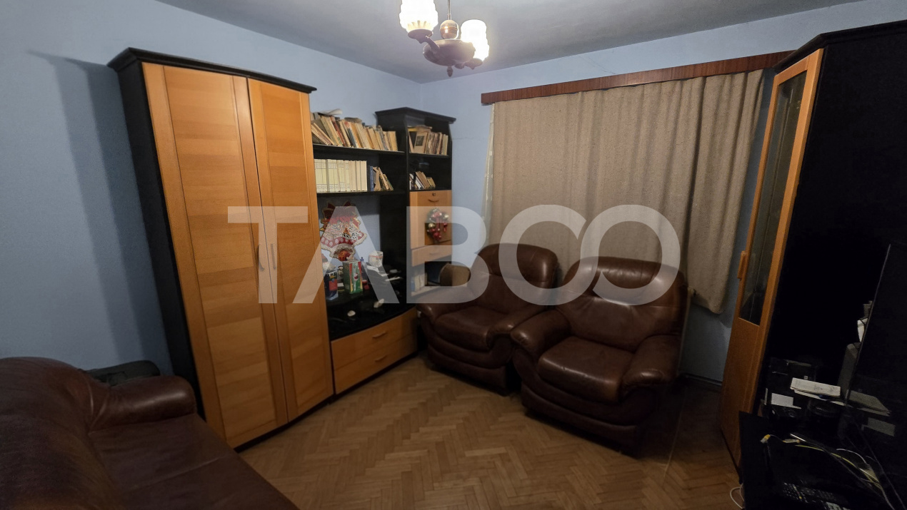 COMISION 0% - Apartament decomandat de vanzare cu 3 camere Siretului
