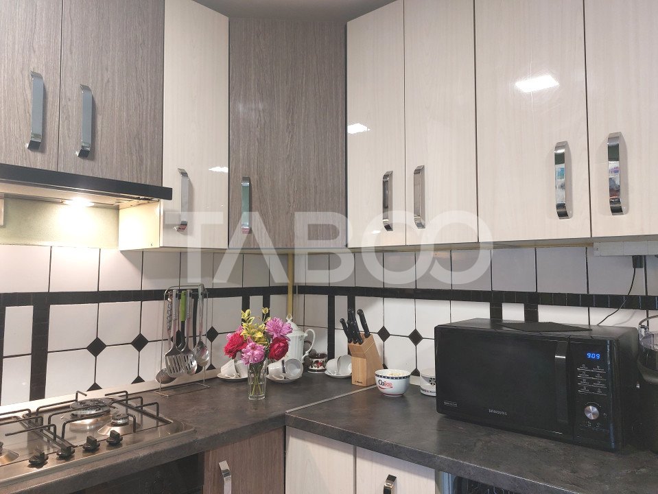 Comision 0 % Apartament la casa 138 mp 4 camere pivnita garaj Cisnadie