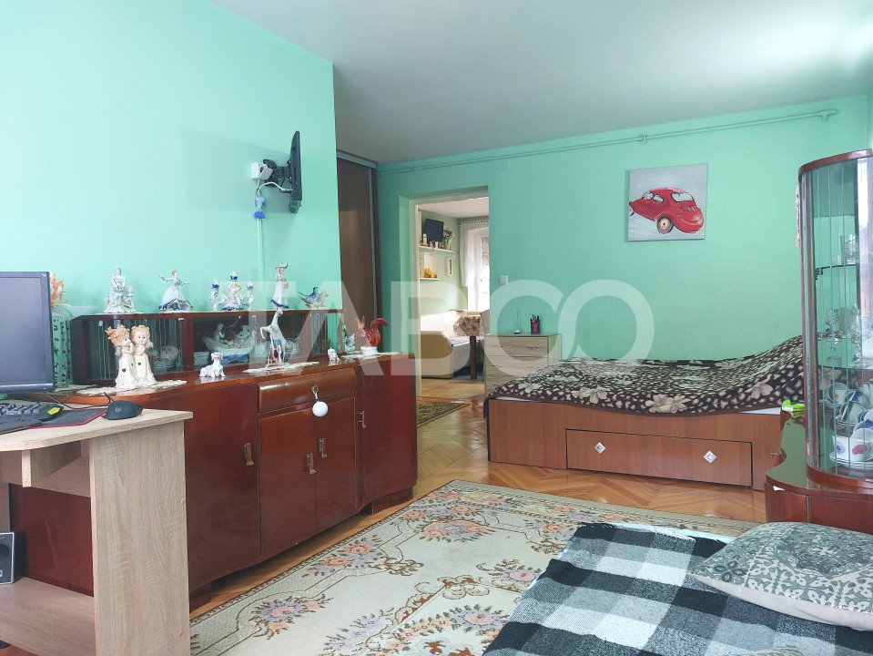 Comision 0 % Apartament la casa 138 mp 4 camere pivnita garaj Cisnadie