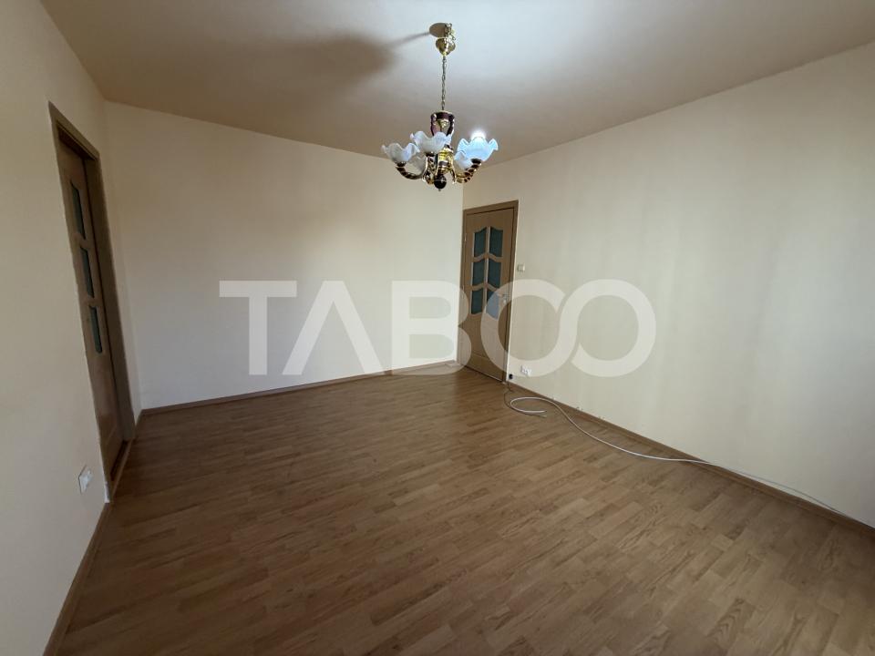 Comision 0% Apartament semidecomandat 3 camere etaj 1 zona Garii 
