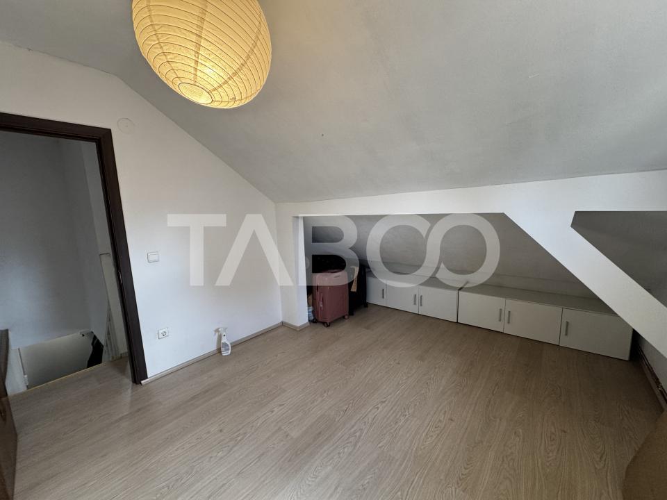 COMISON 0-Apartament decomandat 3 camere balcon Aleea Biruintei Sibiu