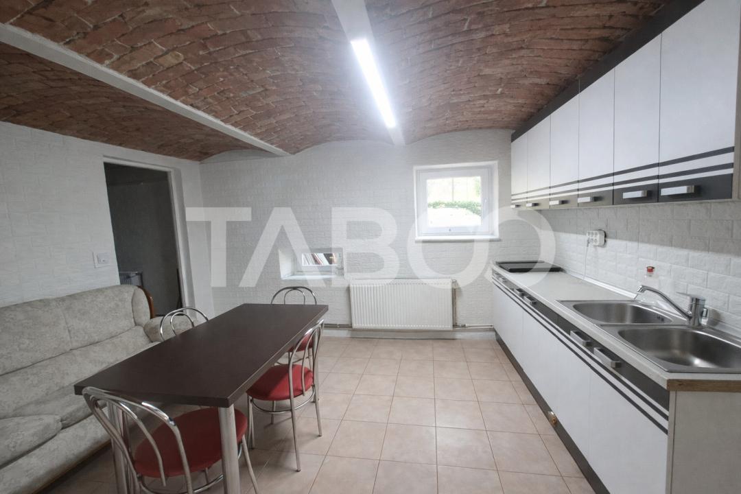 Constantin Noica - Apartament de vanzare 3 camere 2 bai gradina