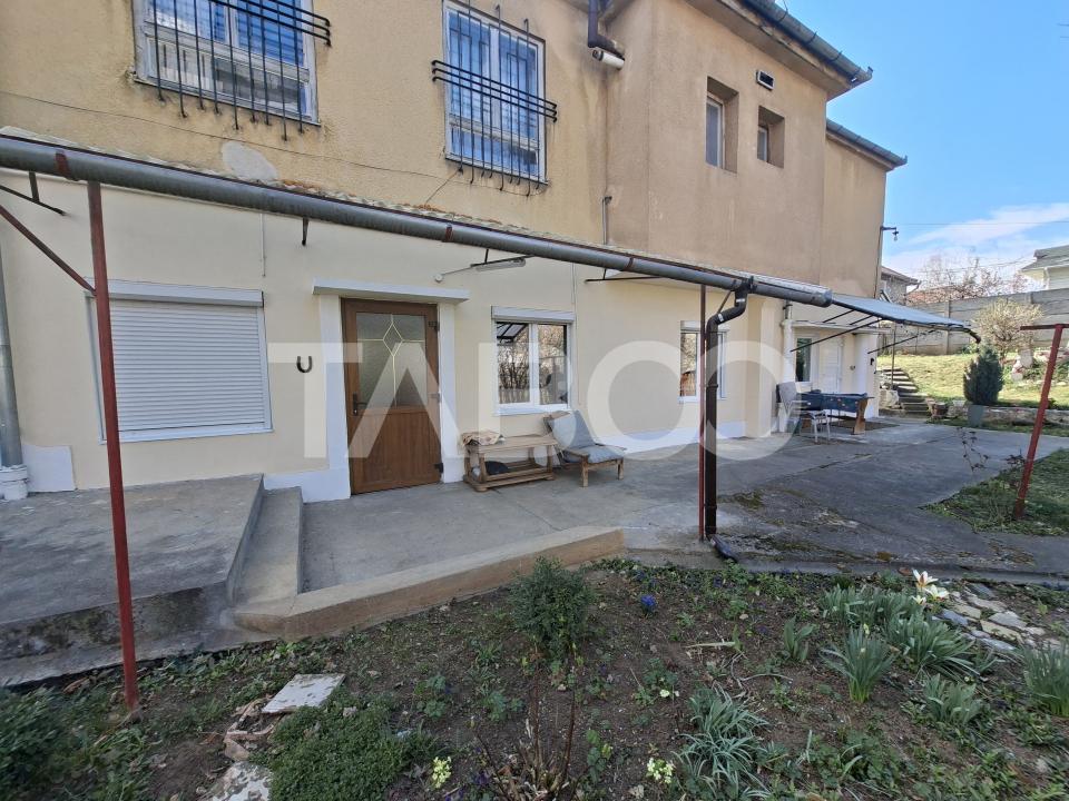 Constantin Noica - Apartament de vanzare 3 camere 2 bai gradina