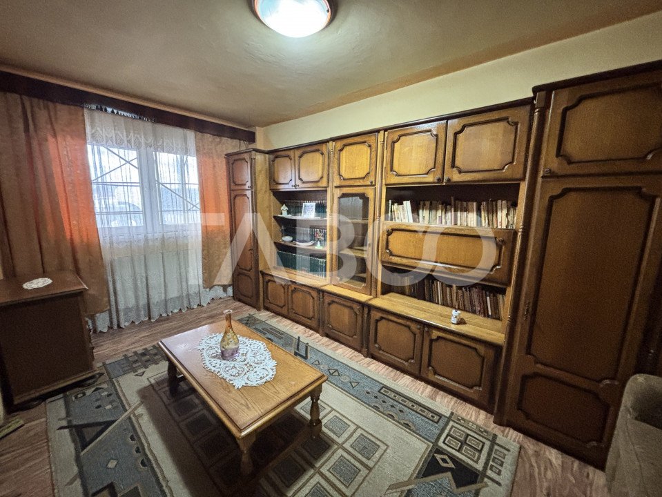 De inchiriat apartament cu 2 camere 55 mpu zona Terezian Sibiu