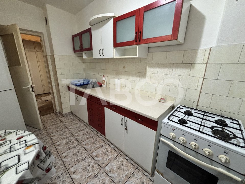 De inchiriat apartament cu 2 camere 55 mpu zona Terezian Sibiu