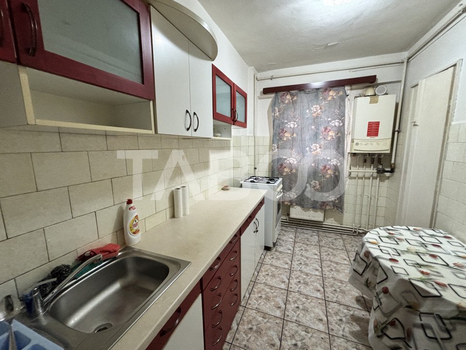 De inchiriat apartament cu 2 camere 55 mpu zona Terezian Sibiu