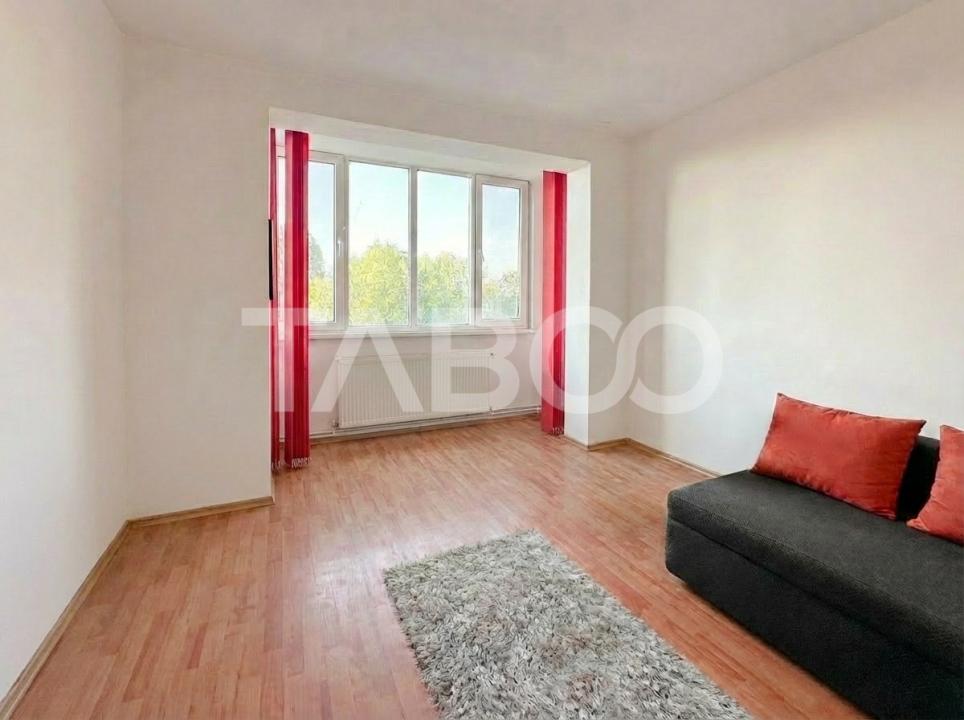 De vanzare apartament cu 4 camere mobilat in zona Stadion Corvinul