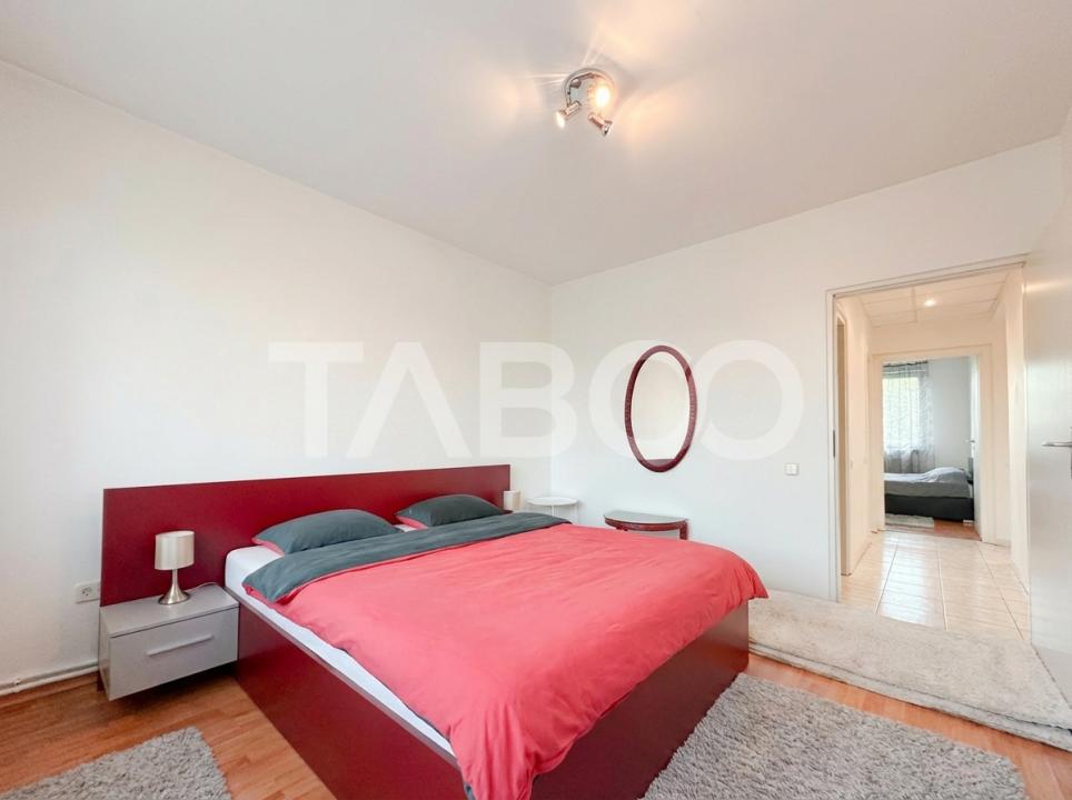 De vanzare apartament cu 4 camere mobilat in zona Stadion Corvinul