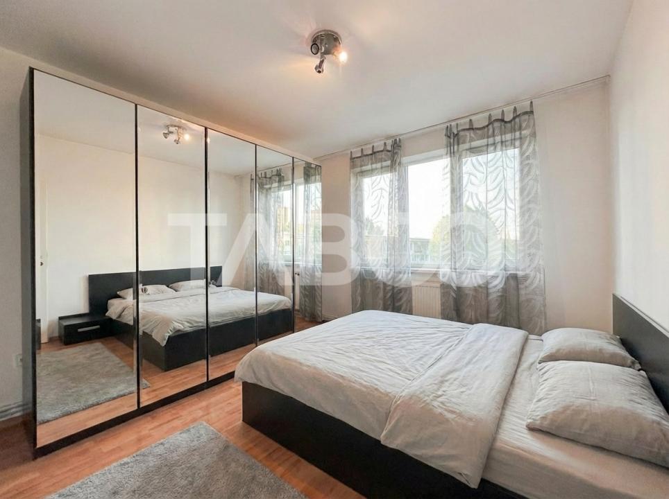 De vanzare apartament cu 4 camere mobilat  zona Stadion Corvinul