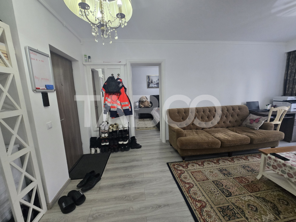 EXCLUSIVITATE Apartament 3 camere de vanzare curte 93mp Arhitectilor