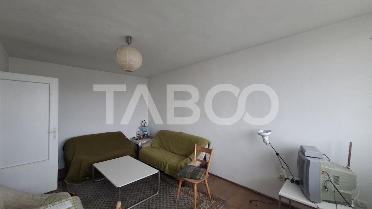 EXCLUSIVITATE-Apartament 3 camere decomandat 71 mp zona Mihai Viteazul