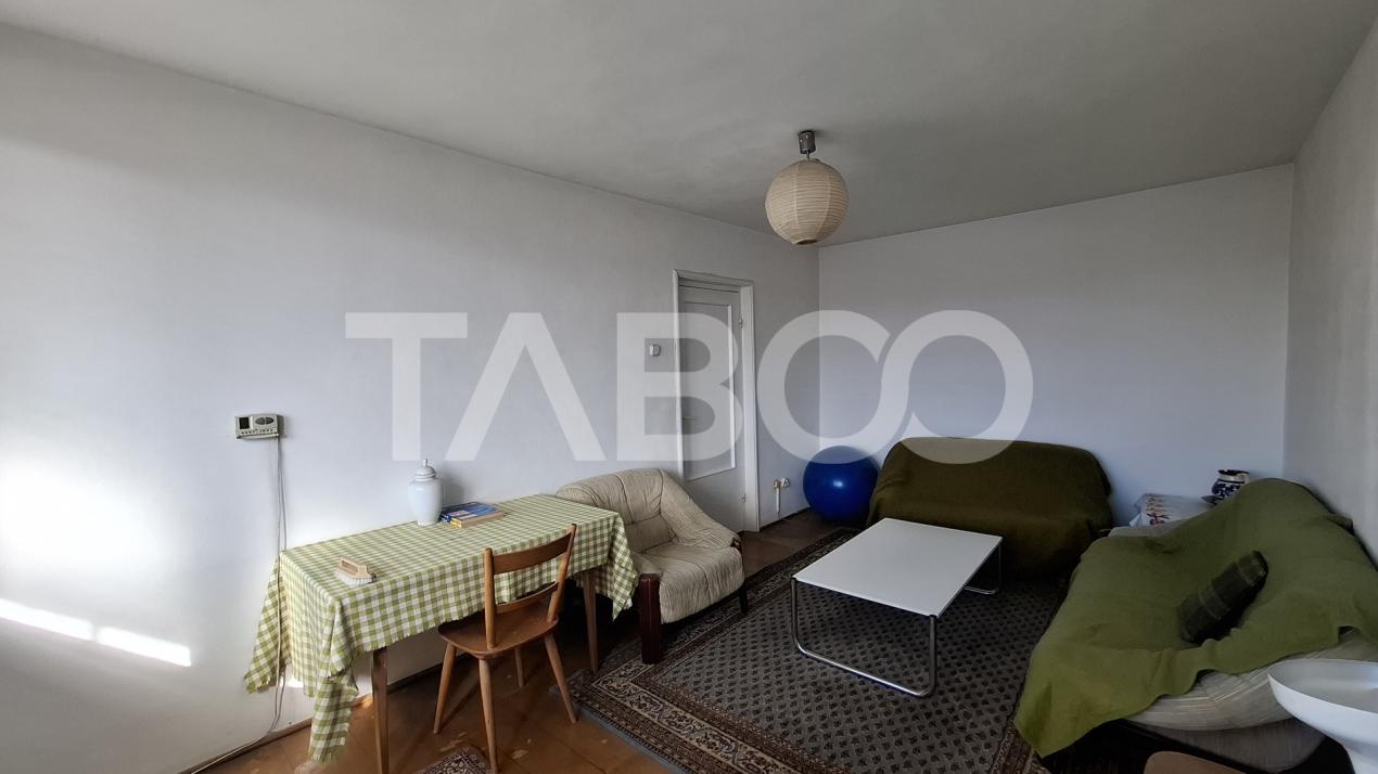 EXCLUSIVITATE-Apartament 3 camere decomandat 71 mp zona Mihai Viteazul