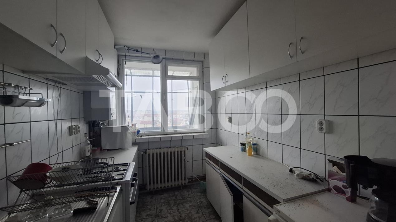 EXCLUSIVITATE-Apartament 3 camere decomandat 71 mp zona Mihai Viteazul